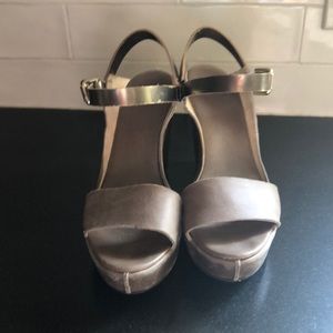Dee Keller wedges